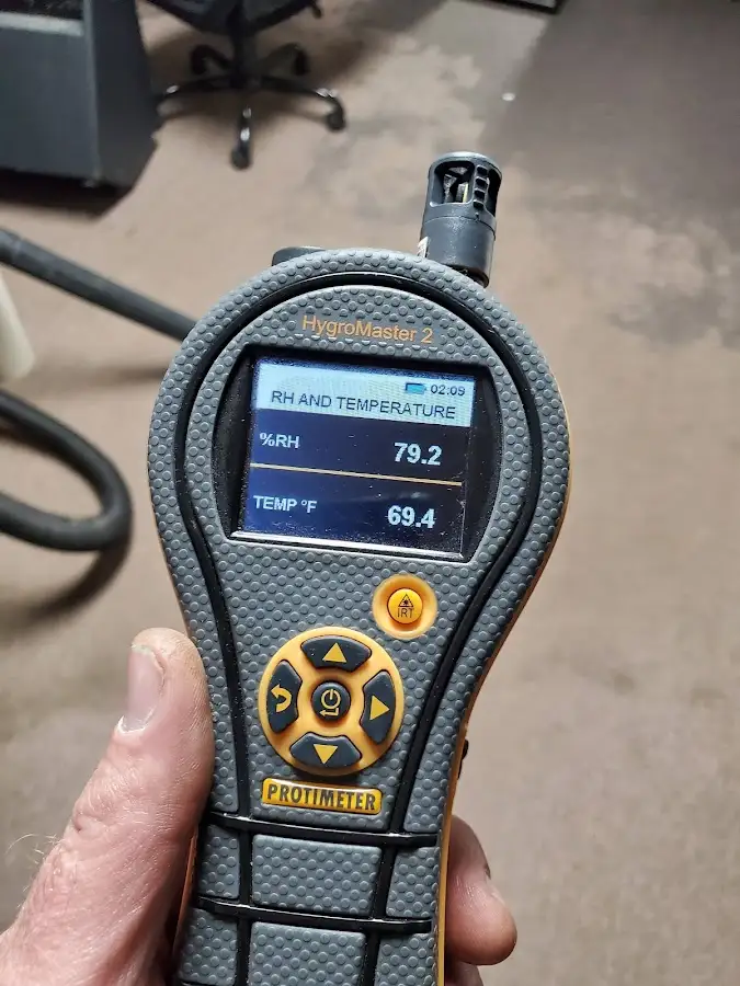 Moisture meter humidity assessment for Mold Remediation & Removal in Olivarez